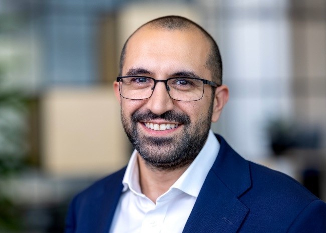 Mansour Davarian, Head of Transaction Banking Solutions, Lloyds