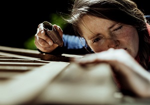 A woman doing DIY.